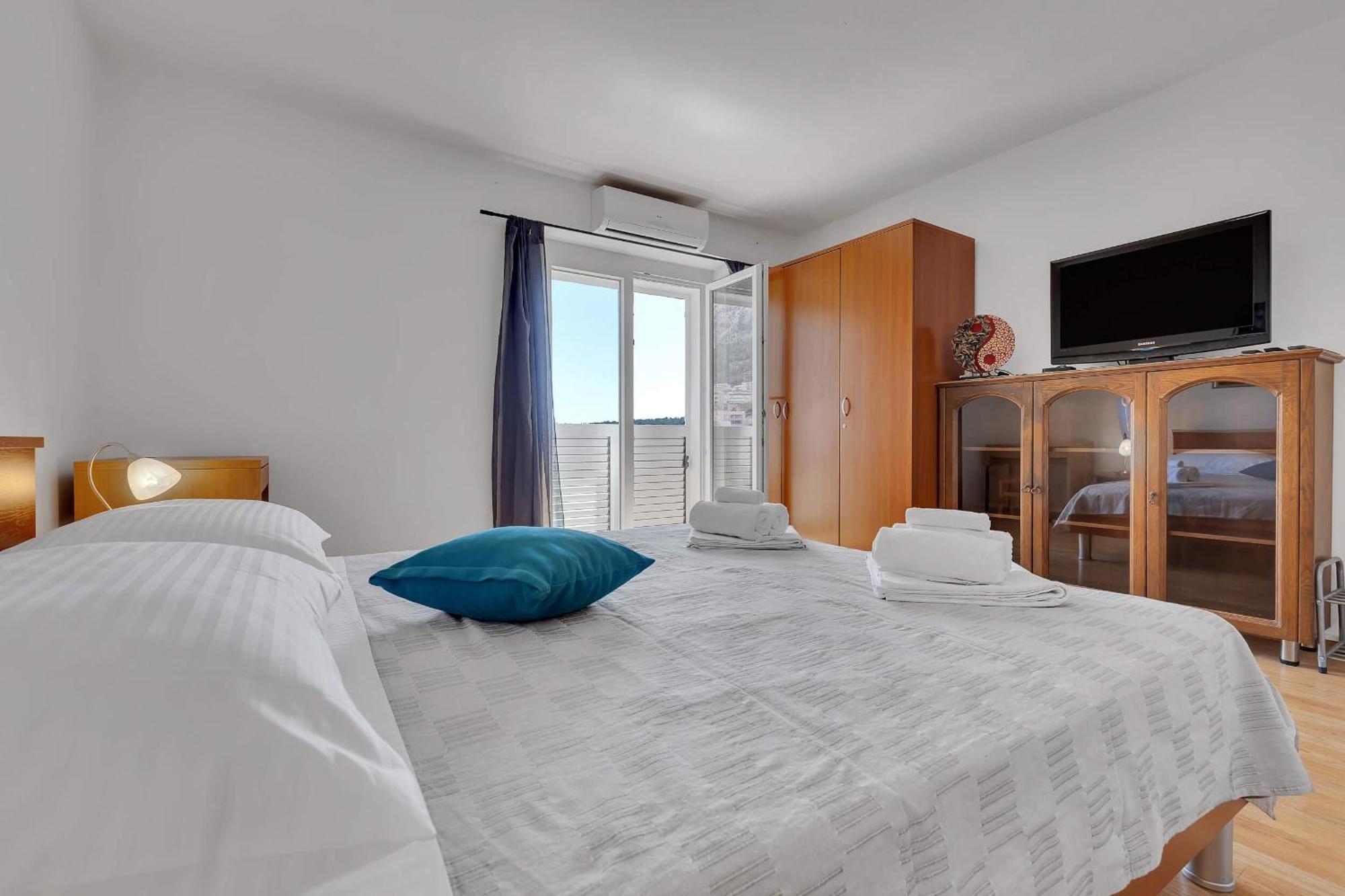 City View Apartment Макарска Экстерьер фото